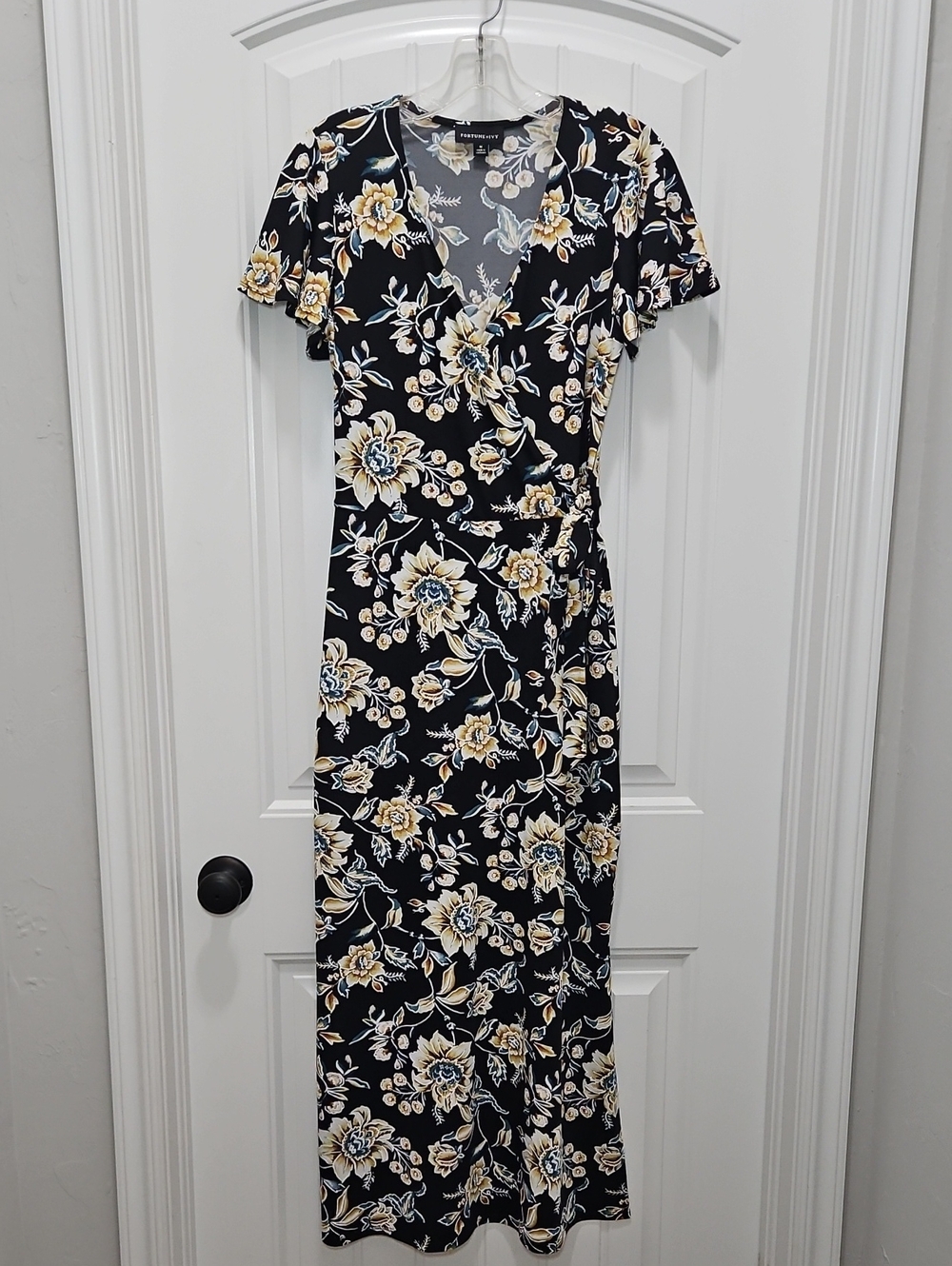 Fortune + Ivy Floral Wrap Midi Dress New Medium Women's Textured Flutter Sleeve